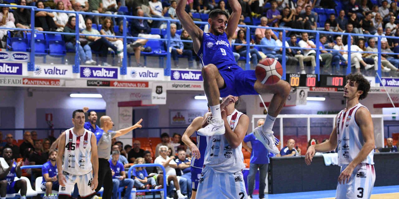 https://www.newbasketbrindisi.it/wp-content/uploads/2024/09/DSC_7596-1280x640.jpg